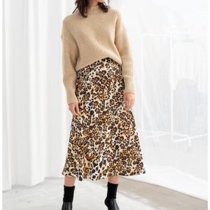 Leopard Midi Skirt Hi-Waisted